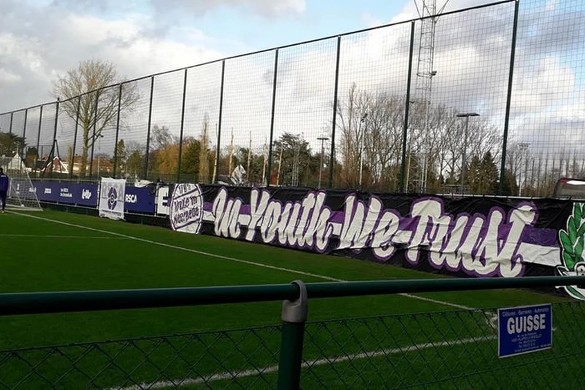 Rustige Fan Board bij Anderlecht: Donvil geeft antwoord op vragen en grieven