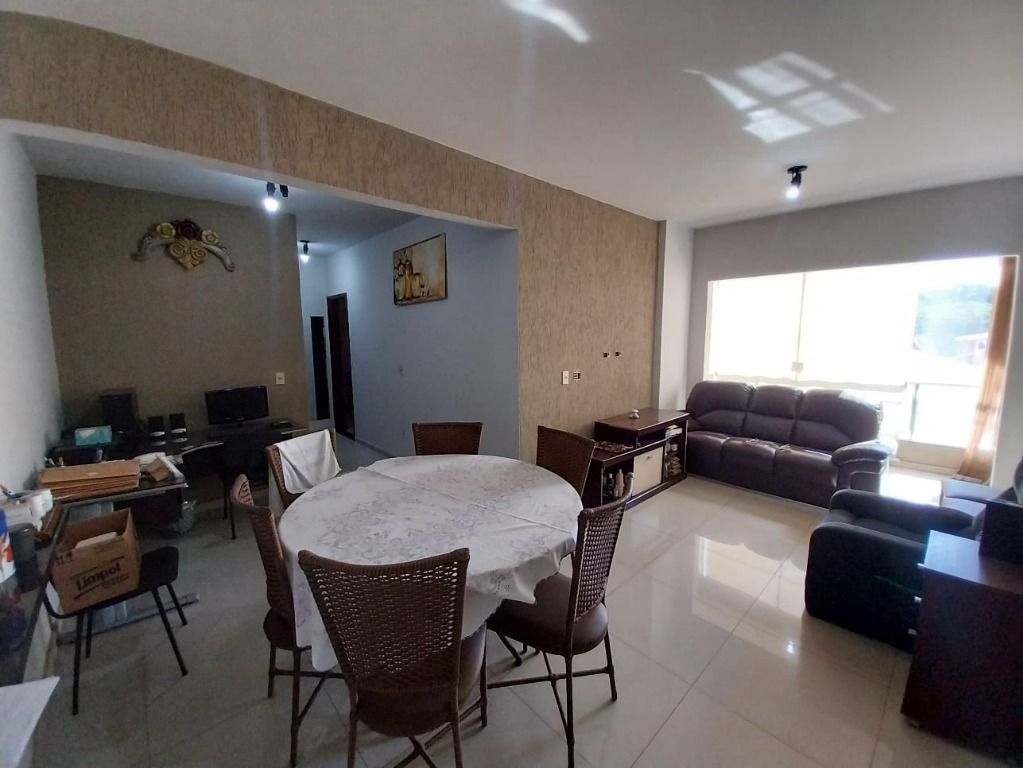 Apartamento com 2 dormitórios à venda, 78 m² por R$ 200.000,00 - Santa Maria - Uberaba/MG