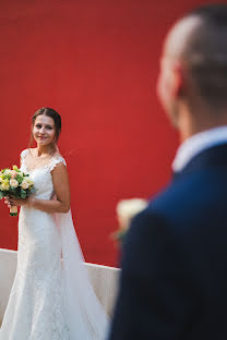 Fotógrafo de casamento Robert Petrovic (robertpetrovic). Foto de 3 de agosto 2023