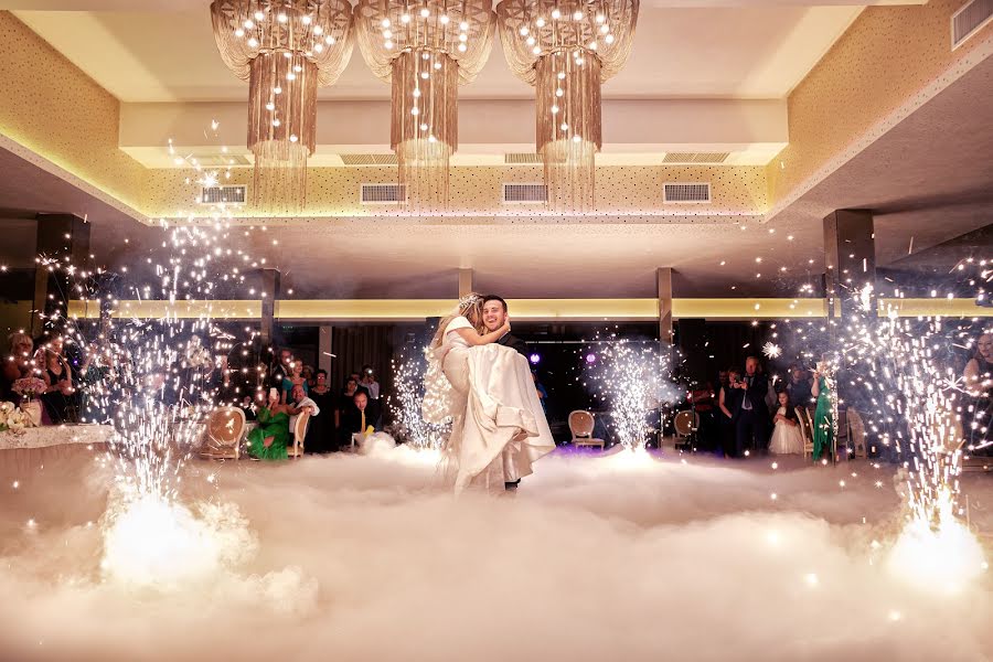 Nhiếp ảnh gia ảnh cưới Andreea Dima (andreeadima). Ảnh của 16 tháng 8 2019