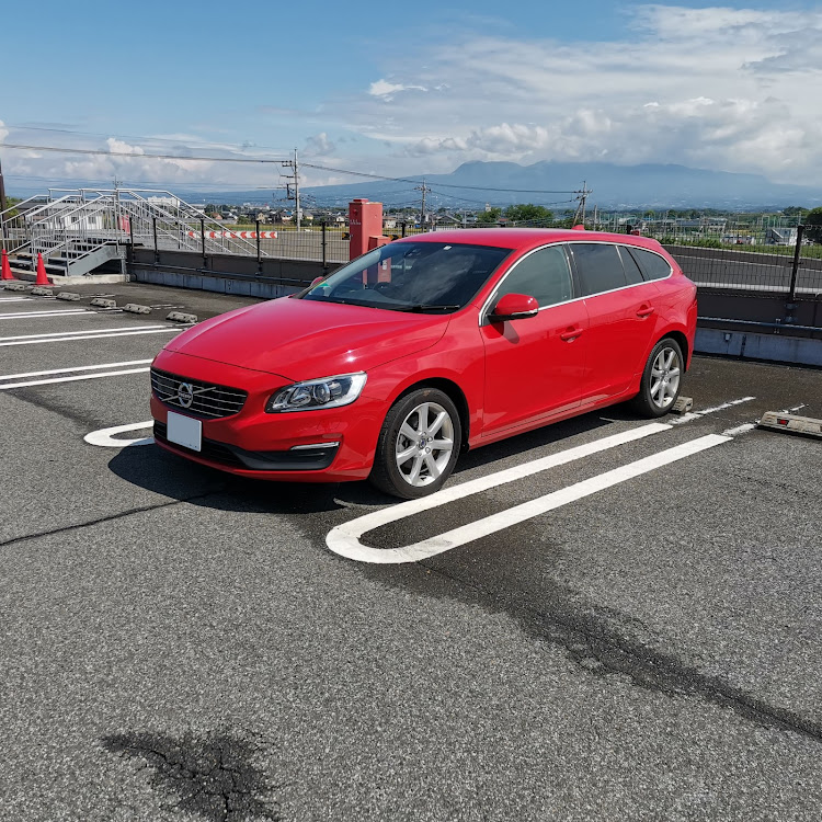 V60のせあとさんが投稿したカスタム事例の投稿画像1枚目