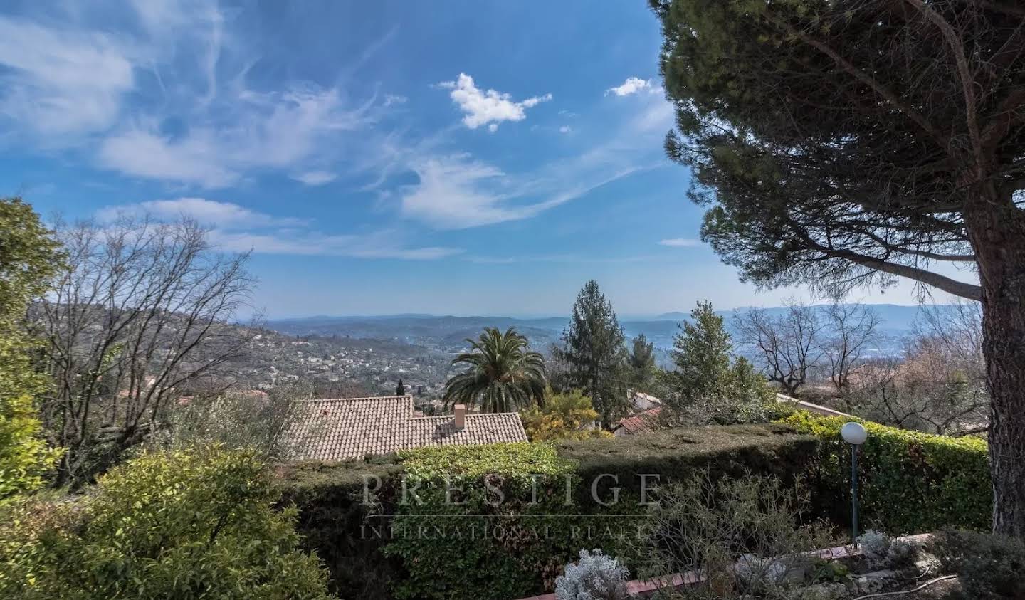 House with pool and garden Grasse