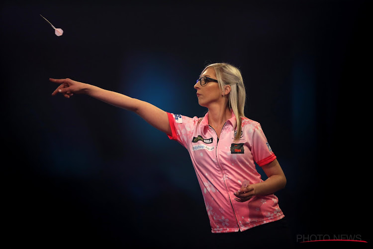 🎥 Met Fallon Sherrock gaat de laatste vrouw op het WK darts eruit