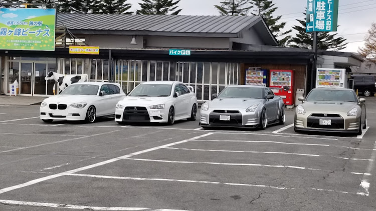 NISSAN GT-Rのツーリングに関するカスタム事例の投稿画像2枚目