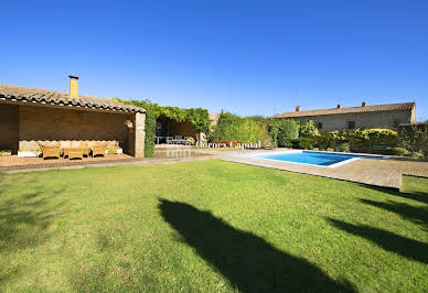 House with pool and terrace 15