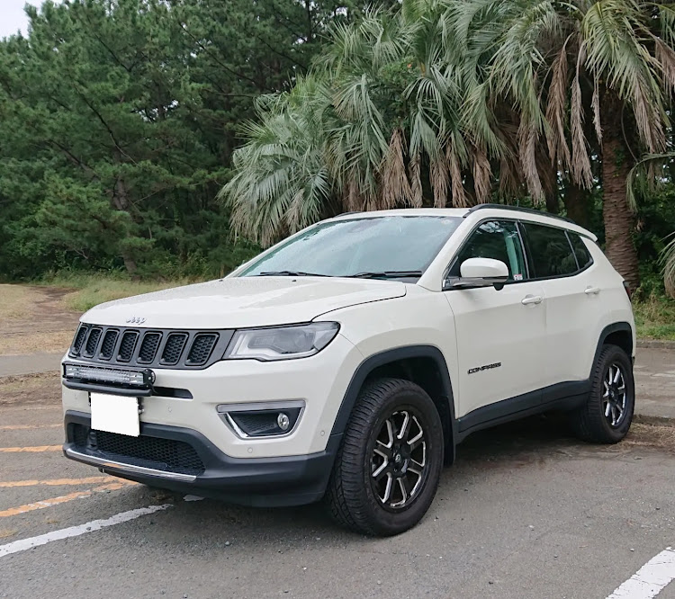 コンパスのJeep・SUV好き・車検怖い・バイクも好き・リフトアップに関するカスタム事例の投稿画像4枚目