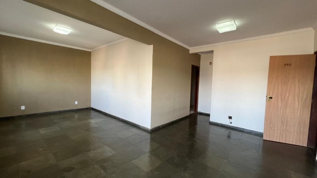 Apartamento com 3 dormitórios à venda, 112 m² por R$ 360.000,00 - Mercês - Uberaba/MG