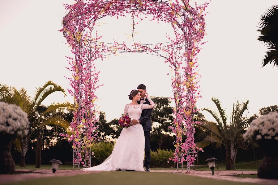 Fotografo di matrimoni Ronny Viana (ronnyviana). Foto del 25 luglio 2017