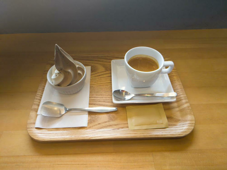 料理人になりそこねたただの車大好きバカ坊主 さんが投稿した母の日・珈琲屋さん・ランチ・ディナー・車に関係なくてごめんなさいに関するカスタム事例の投稿画像4枚目