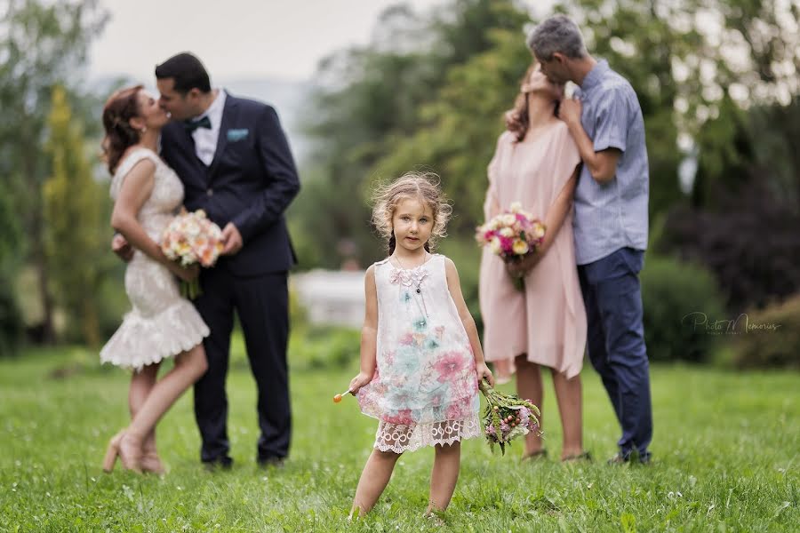 Wedding photographer Robert Hapiuc (photomemoriesbv). Photo of 9 September 2019