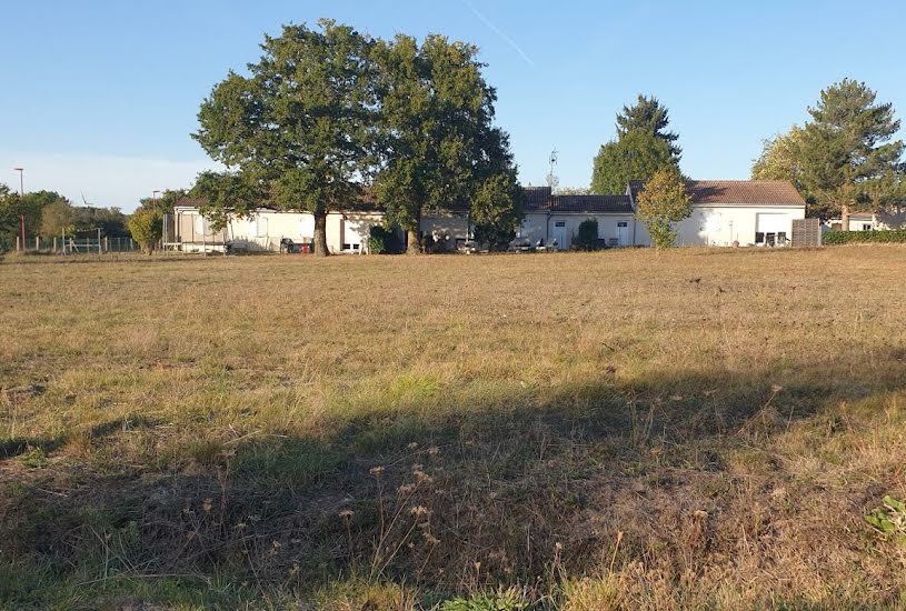  Vente Terrain + Maison - Terrain : 1 202m² - Maison : 87m² à Lussac-les-Églises (87360) 