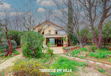 House with pool and terrace 2