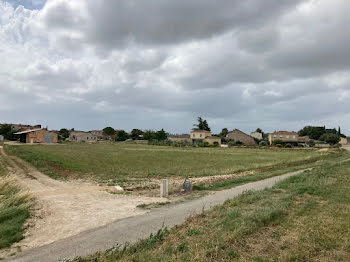 terrain à batir à Castelnau-Valence (30)