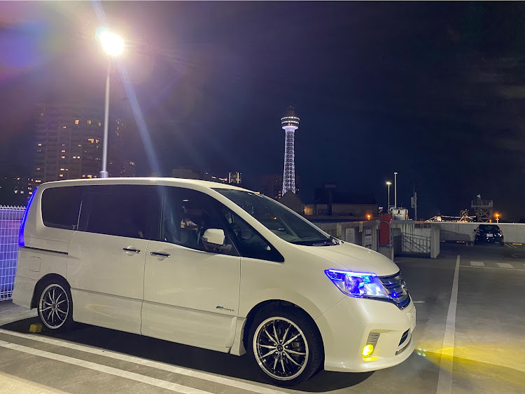 セレナのDIY・ドライブ・ホイール交換・洗車に関するカスタム事例の投稿画像1枚目