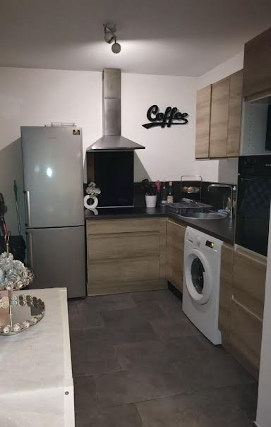 Location meublée appartement 2 pièces 41 m² à Toulon (83000), 690 €