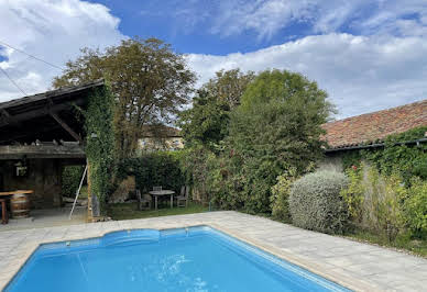 Property with pool 5