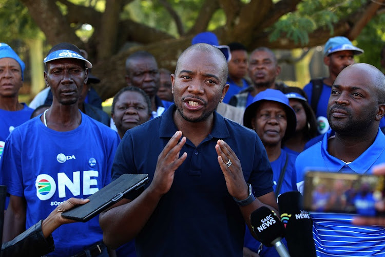 DA leader Mmusi Maimane alongside Solly Msimanga.