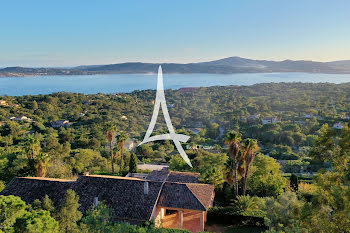 maison à Grimaud (83)