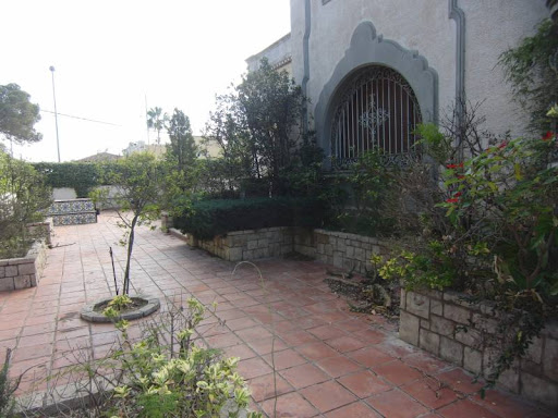 Property with pool 3