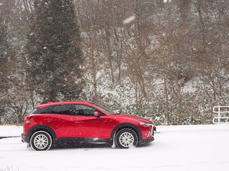 CX-3のドライブ・雪道・純正バンパーはいいぞ・マッドガードはいいぞ・コンデジもいいぞに関するカスタム事例の投稿画像7枚目