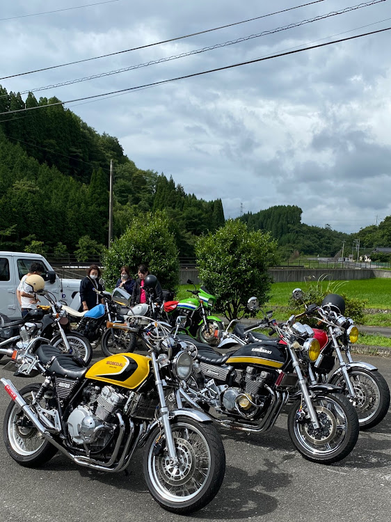 ヒロ　　さんが投稿したバイクも好き・バイクの日・撮影ミーティング・７月もよろしくお願いいたしますに関するカスタム事例の投稿画像2枚目