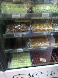 Agarwal Bikaneri Sweets photo 7