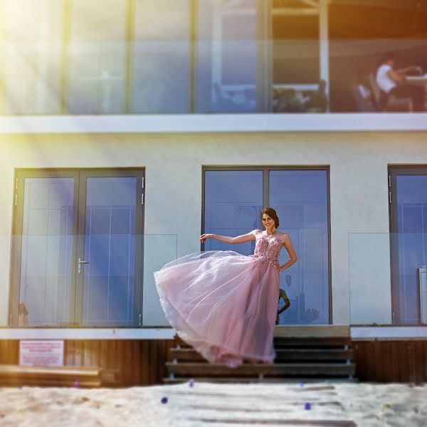 Wedding photographer Simeon Uzunov (simeonuzunov). Photo of 20 March 2019