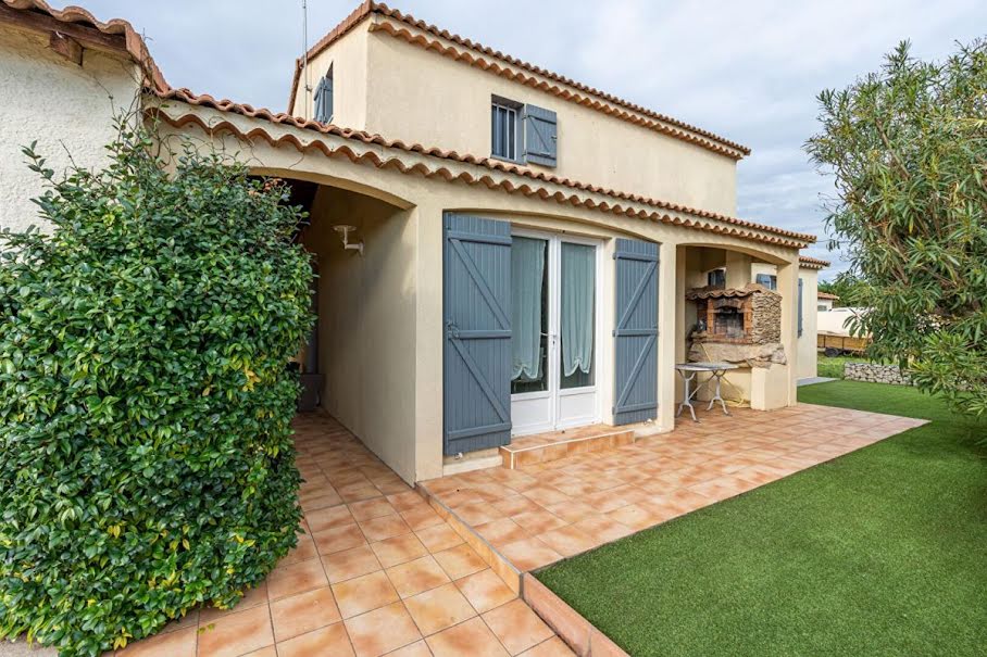 Vente villa 5 pièces 140 m² à Marguerittes (30320), 349 000 €