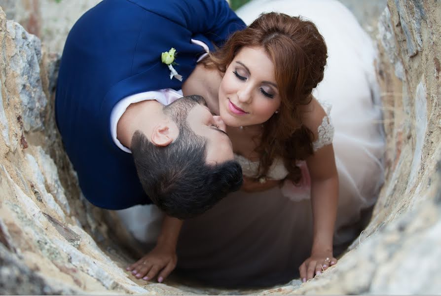 Fotógrafo de casamento Meni Nikou (toumpoulidis). Foto de 22 de setembro 2016