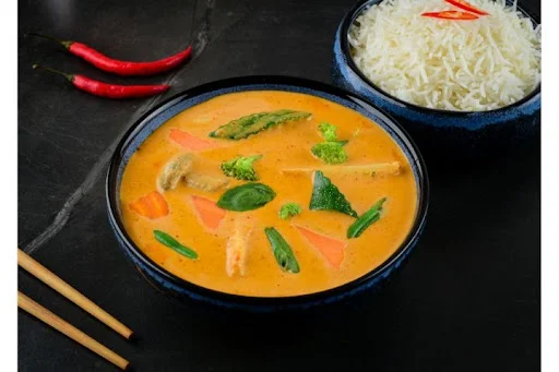 Prawn Thai Red Curry with Steamed Rice