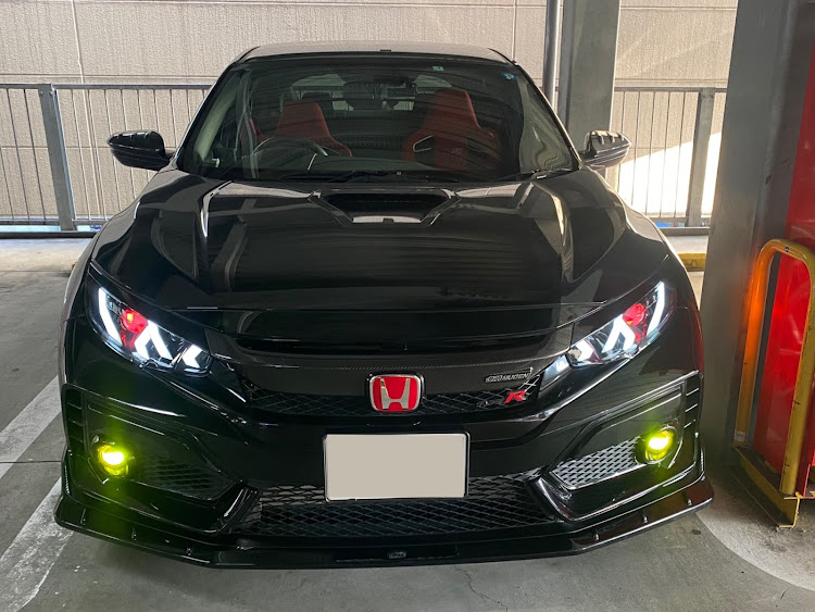 シビックタイプRのヘッドライト・シビックタイプR・fk8・デーモンアイに関するカスタム事例の投稿画像2枚目