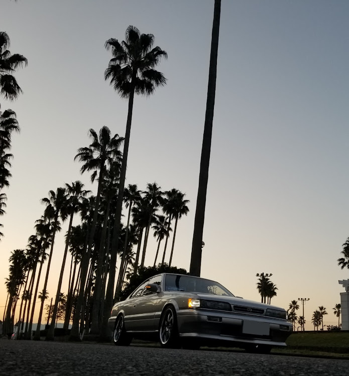 M30のインフィニティ・日産・レパード・INFINITI・いいね！をしてくれた人に感謝✨に関するカスタム事例の投稿画像1枚目