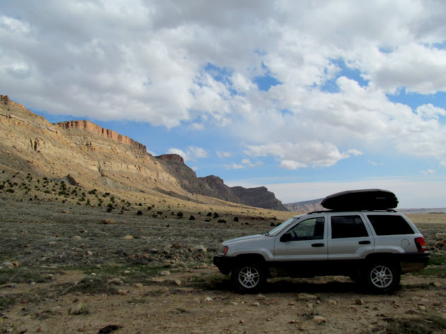 Jeep and Book Cliffs