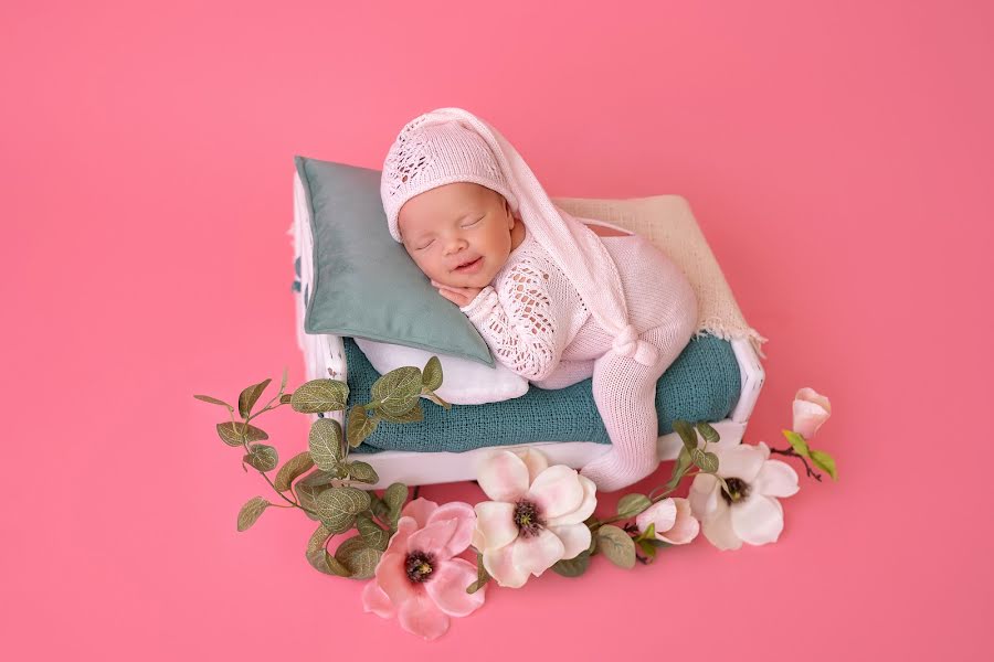 Bröllopsfotograf Lyudmila Volkova (newborn). Foto av 12 mars 2023