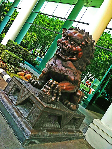 Patung Singa Sampoerna