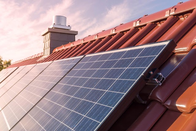 The Pros and Cons of Installing Solar Panels