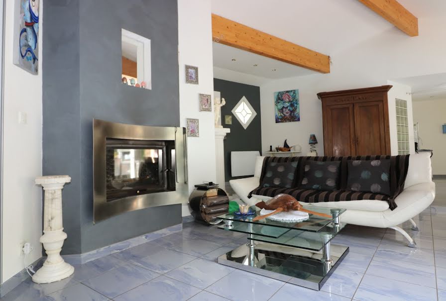 Vente villa 6 pièces 137 m² à La Brède (33650), 655 200 €