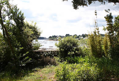 Seaside house with garden 5