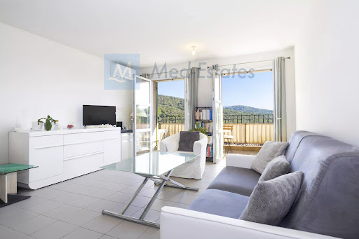 Apartment 3