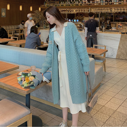 Title 4, Womens Loose V-neck Knitted Cardigan