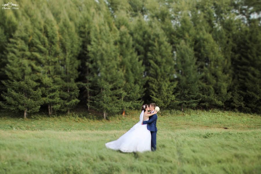 Fotógrafo de casamento Anna Sukhova (anyta13). Foto de 8 de setembro 2015