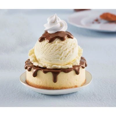 Vanilla Ice Cream With Nutella Spread Cheesecake Sundae