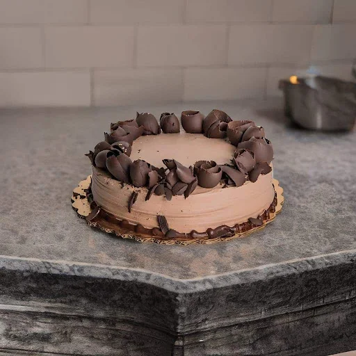 Eggless Chocolate Mousse Cake