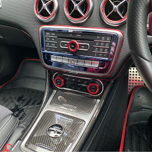 Aクラス ハッチバック W176