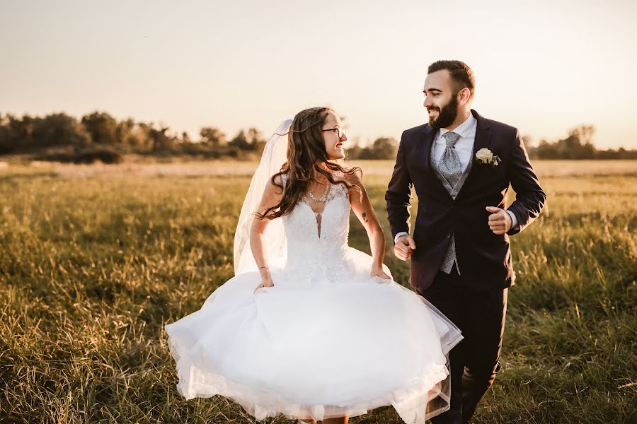 Fotógrafo de bodas Veronika Csizmazia-Kaproncai (verusphoto). Foto del 10 de noviembre 2023