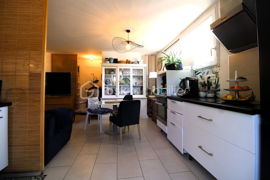 Vente appartement 3 pièces 50 m² à Castelginest (31780), 205 000 €