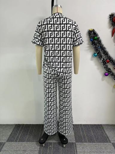 Title 3, European And American Printed V-neck Pleating W...