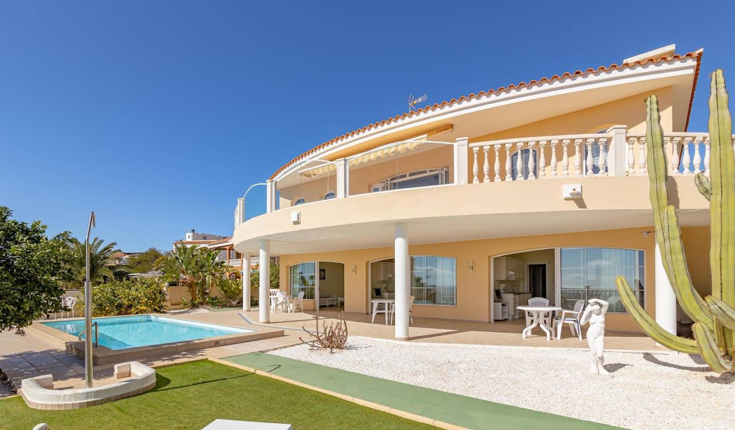 Property with pool San Bartolomé de Tirajana