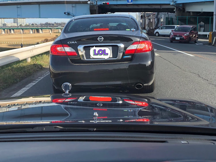 セドリックシーマの日産・シーマ・Y31・Y31シーマに関するカスタム事例の投稿画像1枚目