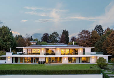 House with garden and terrace 14